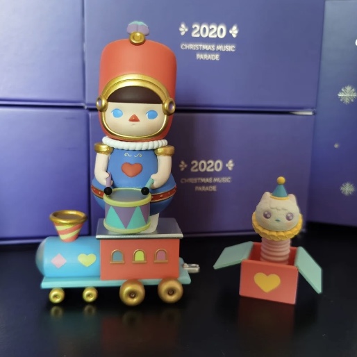 Popmart Pucky Christmas Music Parade 全種 s-l400.jpg
