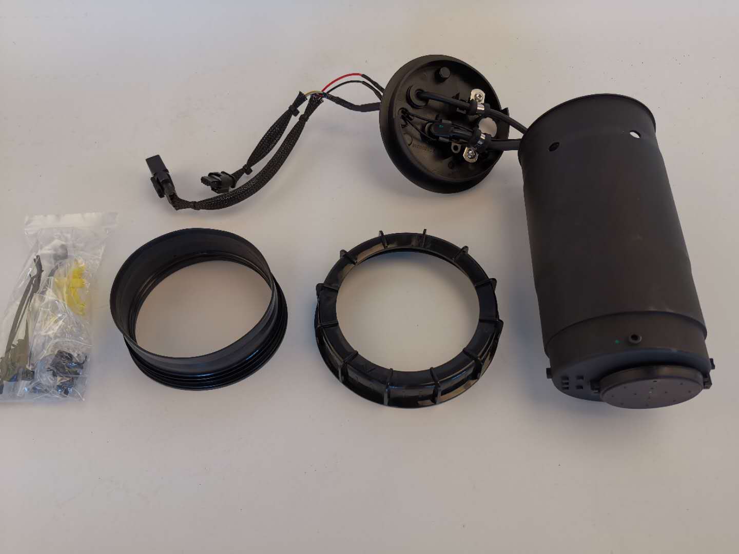 Diesel Exhaust Fluid DEF Heater for 20112016 Ford F250 F350 6.7L Powerstroke eBay